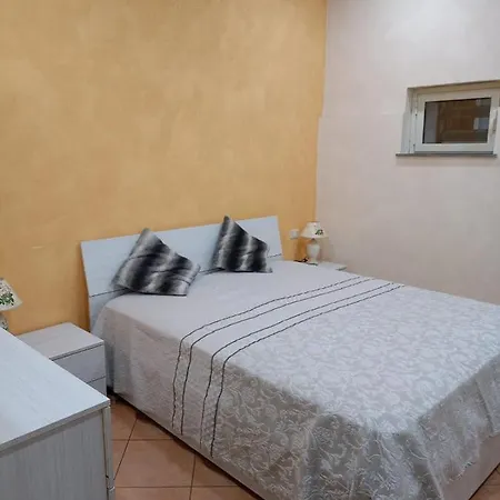 Giulyb&b Holiday home *